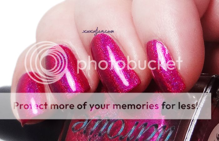 xoxoJen's swatch of Colors by Llarowe - Sparkles are a Girl's Best Friend xoxoJen's swatch of Colors by Llarowe - Sparkles are a Girl's Best Friend