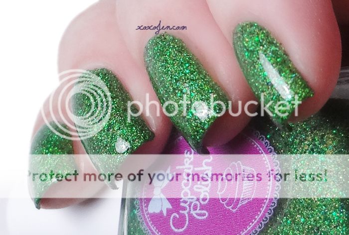 xoxoJen's swatch of Cupcake Polish Deck The Malls xoxoJen's swatch of Cupcake Polish Deck The Malls