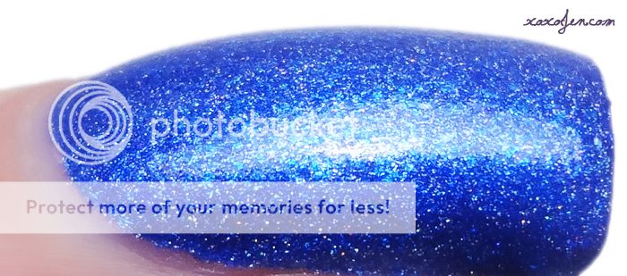 xoxoJen's swatch of Glam Polish The Polar Express xoxoJen's swatch of Glam Polish The Polar Express