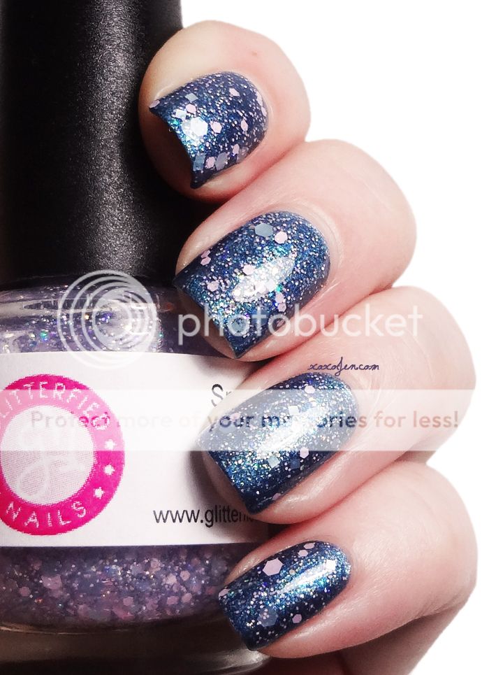 xoxoJen's swatch of Special Delivery from Glitterfied Nails xoxoJen's swatch of Special Delivery from Glitterfied Nails