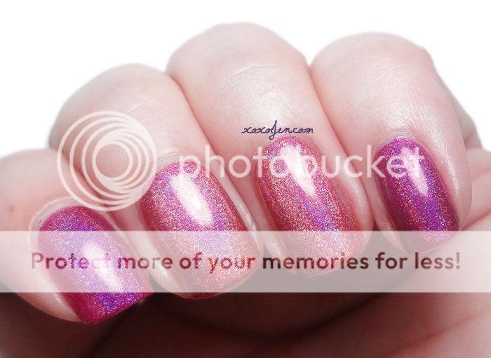 xoxoJen's swatch of Wyld Pixie and Tripindicular by Liquid Sky Lacquer xoxoJen's swatch of Wyld Pixie and Tripindicular by Liquid Sky Lacquer