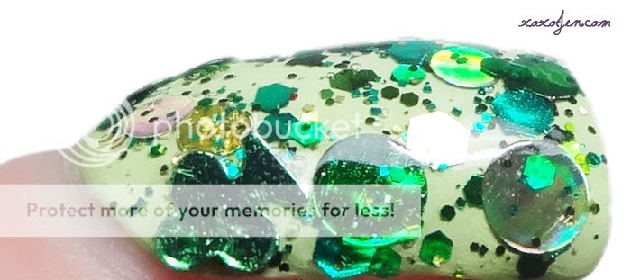 xoxoJen's swatch of Lumina Lacquer Luck O' The Irish xoxoJen's swatch of Lumina Lacquer Luck O' The Irish
