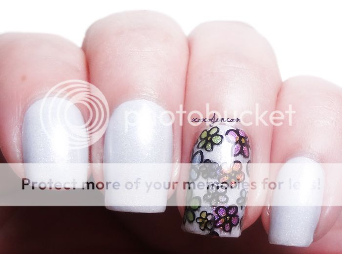 xoxoJen's swatch of Vivid Lacquer Plate vl008 and Teseract xoxoJen's swatch of Vivid Lacquer Plate vl008 and Teseract