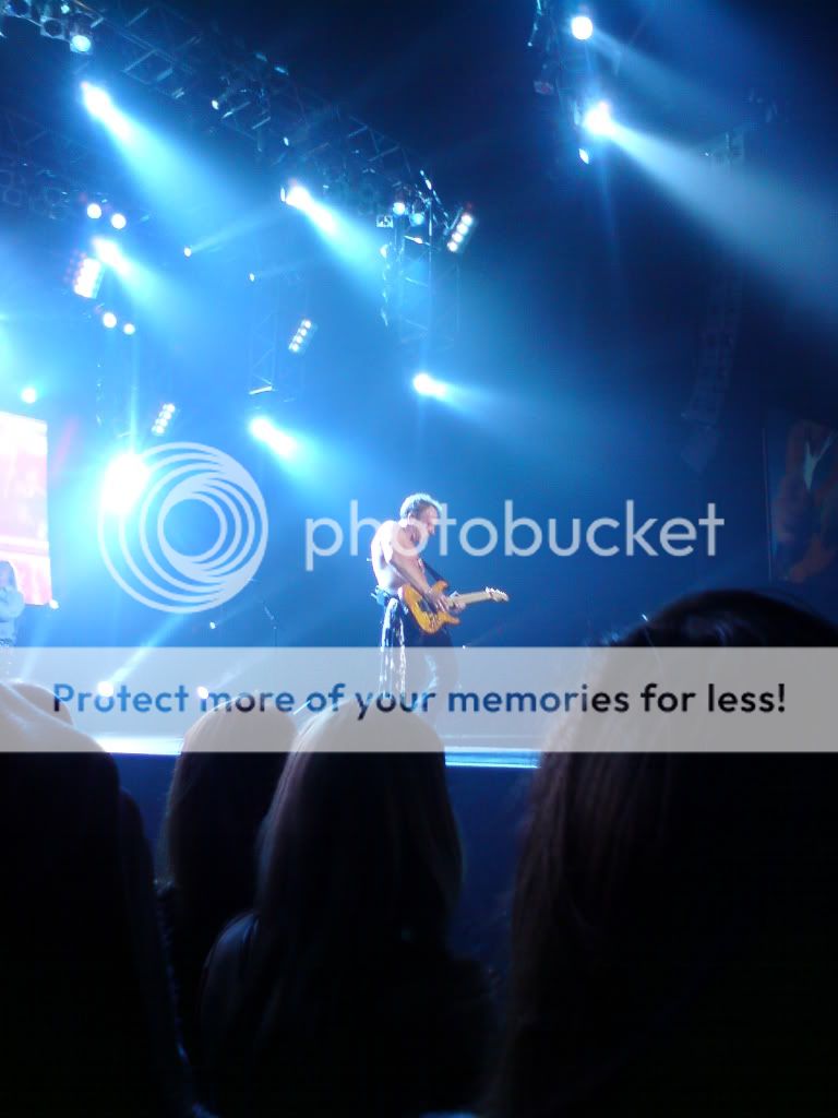 DefLeppard08 11 0601